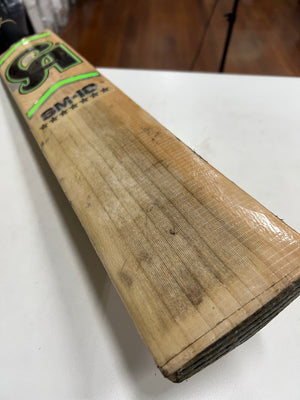 Full bat clean removing all existing stickers and minor cracks repair new extra tec