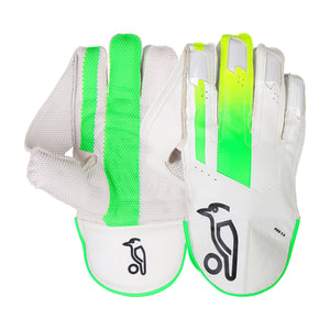 Gear up with Kookaburra Kahuna Pro 2.0 Wicket Keeping Gloves. Built for club players with a Ping Pong Grip, Aussie Short Cuff, and durable backhand protection.